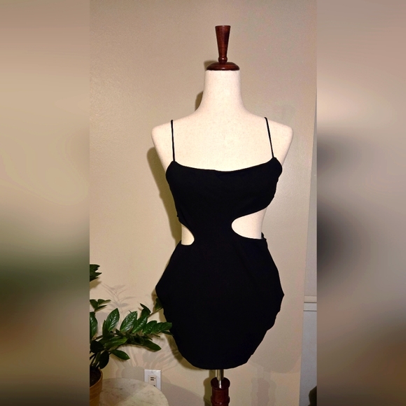 Zara Dresses & Skirts - Zara Black Cutout Dress - Size S
